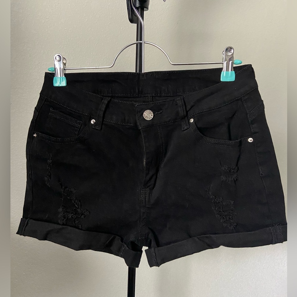 Jeans- Black Shorts